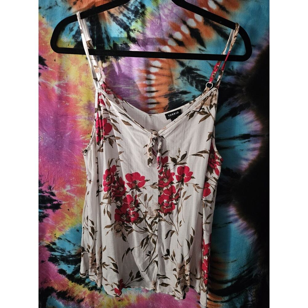 Torrid Women's Flowy Tank Top Size 1 Tie Front Cream with Red Flowers